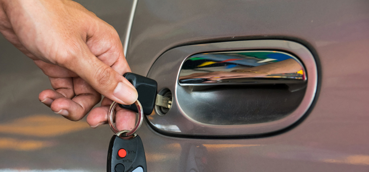 Car door lock repair in Solana Beach